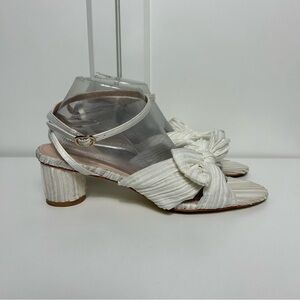 Mucccute bride white ankle strap heels